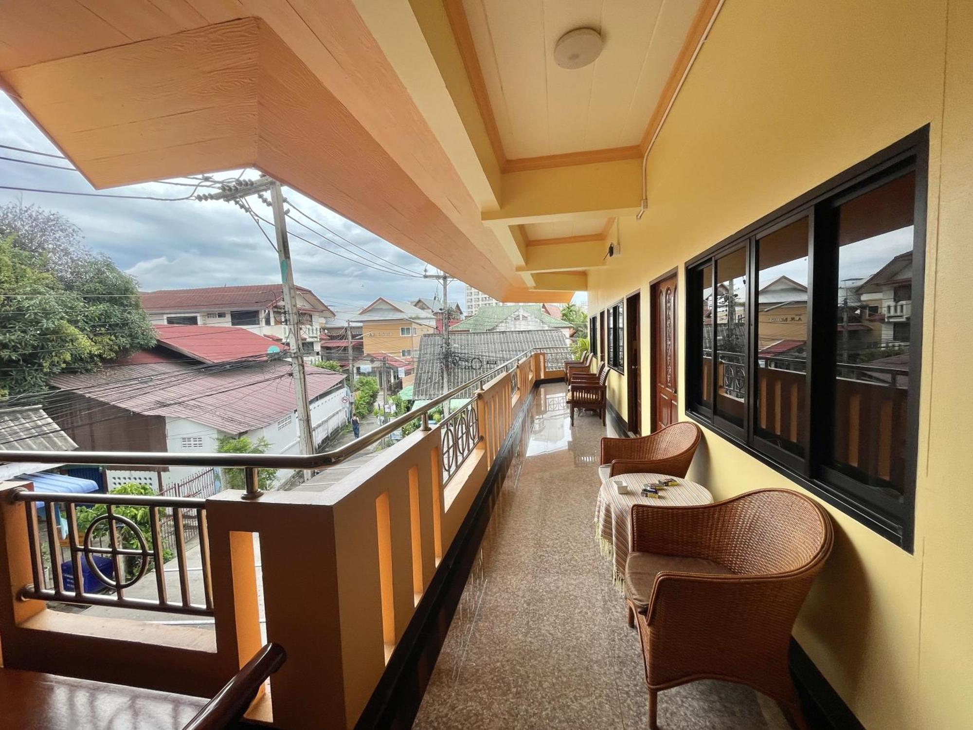 Mini Cost Apartment&Guesthouse Chiang Mai Exterior photo